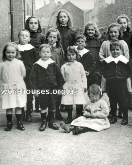 Pontefract Union Cottage Homes, Carleton - Group of children